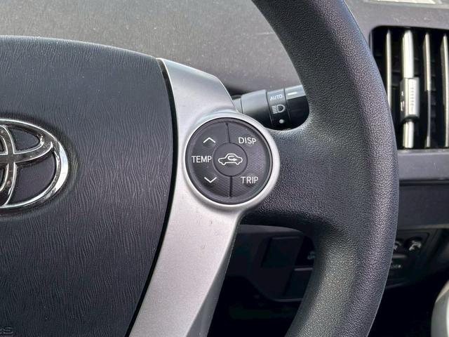 プリウス Ｓ　ナビ　テレビ　バックモニター　ブルートゥース　スマートキープッシュスタート　電動格納ミラー　ＥＴＣ　ステアリングリモコン　ウインカーミラー（33枚目）