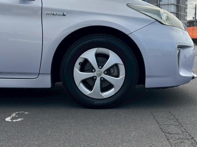 プリウス Ｓ　ナビ　テレビ　バックモニター　ブルートゥース　スマートキープッシュスタート　電動格納ミラー　ＥＴＣ　ステアリングリモコン　ウインカーミラー（49枚目）