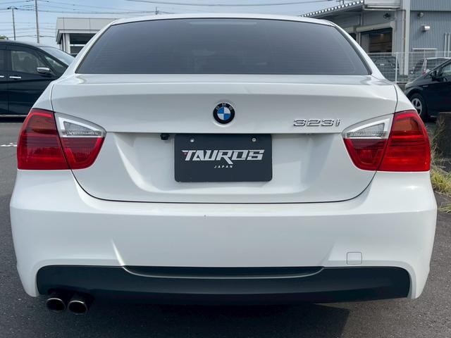 ３シリーズ 　３２３ｉ　Ｍスポーツ　ナビ　テレビ　バックモニター　プッシュスタート　オートエアコン　パワーウインドウ　パワーステアリング　純正１７インチアルミホイール　ＥＴＣ（12枚目）