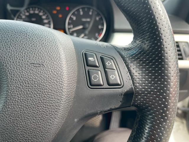 ３シリーズ 　３２３ｉ　Ｍスポーツ　ナビ　テレビ　バックモニター　プッシュスタート　オートエアコン　パワーウインドウ　パワーステアリング　純正１７インチアルミホイール　ＥＴＣ（28枚目）