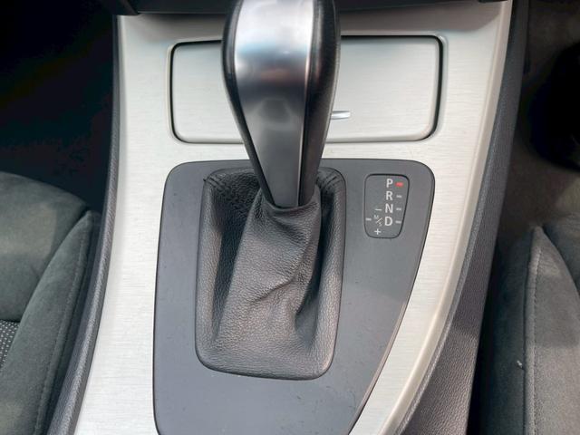 ３シリーズ 　３２３ｉ　Ｍスポーツ　ナビ　テレビ　バックモニター　プッシュスタート　オートエアコン　パワーウインドウ　パワーステアリング　純正１７インチアルミホイール　ＥＴＣ（33枚目）