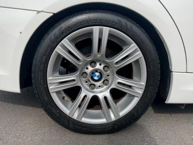 ３シリーズ 　３２３ｉ　Ｍスポーツ　ナビ　テレビ　バックモニター　プッシュスタート　オートエアコン　パワーウインドウ　パワーステアリング　純正１７インチアルミホイール　ＥＴＣ（42枚目）