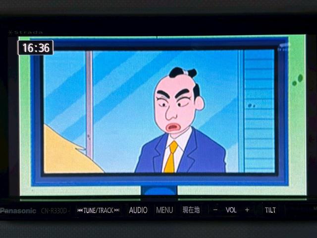 ミラココア ココアＸ　ナビ　テレビ　ＥＴＣ　ライトレベライザー　オートエアコン　電動格納ミラー　パワーウインドウ　パワーステアリング　バイザー　アームレスト（31枚目）