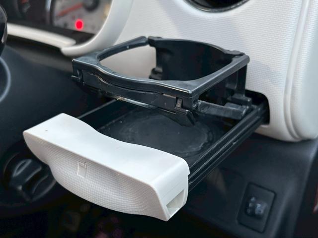 ミラココア ココアＸ　ナビ　テレビ　ＥＴＣ　ライトレベライザー　オートエアコン　電動格納ミラー　パワーウインドウ　パワーステアリング　バイザー　アームレスト（37枚目）