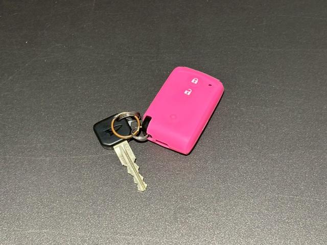 ミラココア ココアＸ　ナビ　テレビ　ＥＴＣ　ライトレベライザー　オートエアコン　電動格納ミラー　パワーウインドウ　パワーステアリング　バイザー　アームレスト（42枚目）