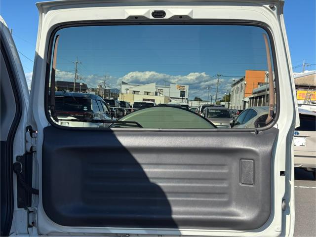 ジムニー ランドベンチャー ランドベンチャー・4WD・オートマ・ETC・社外ナビ・ワンセグTV・マニュアルエアコン・電動格納ミラー・キーレス・ルーフラック・ハーフレザー(25枚目)