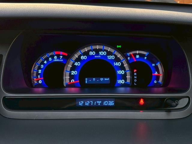 オデッセイ Ｌ　テレビ　バックモニター　オートエアコン　ＥＴＣ　オートライト　電動格納ミラー　ウッドコンビハンドル　ウインカーミラー　ステアリングリモコン（31枚目）