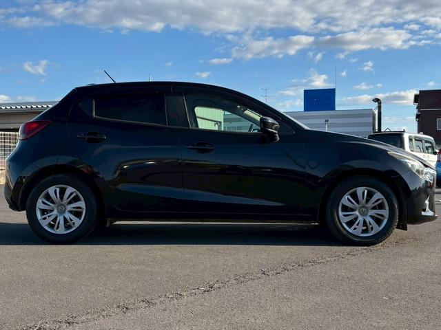 デミオ 　１３Ｓ　アーバンスタイリッシュモード・ナビ・テレビ・シティブレーキサポート・ブラインドスポットモニター・プッシュスタート・ＥＴＣ（11枚目）