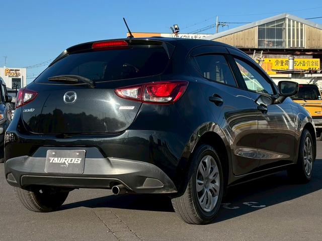 デミオ 　１３Ｓ　アーバンスタイリッシュモード・ナビ・テレビ・シティブレーキサポート・ブラインドスポットモニター・プッシュスタート・ＥＴＣ（12枚目）