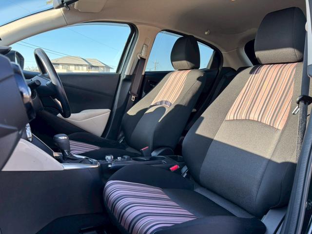 デミオ 　１３Ｓ　アーバンスタイリッシュモード・ナビ・テレビ・シティブレーキサポート・ブラインドスポットモニター・プッシュスタート・ＥＴＣ（20枚目）