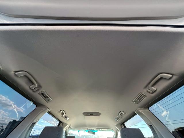 アルファードＧ 　ＡＳ　プライムセレクション・ナビ・バックモニター・両側電動スライドドア・社外ＡＷ・電動格納ミラー・キーレス・オートエアコン・８人乗り（27枚目）