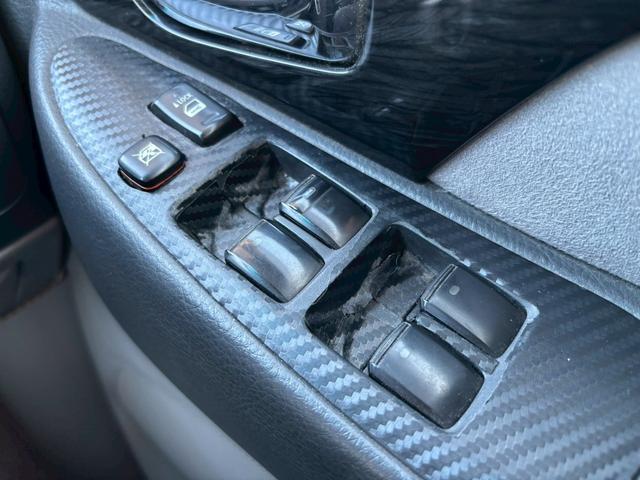 アルファードＧ 　ＡＳ　プライムセレクション・ナビ・バックモニター・両側電動スライドドア・社外ＡＷ・電動格納ミラー・キーレス・オートエアコン・８人乗り（38枚目）