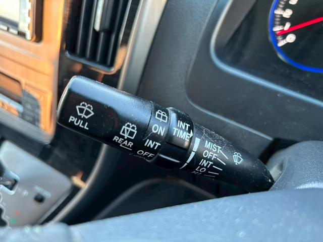 アルファードＧ 　ＡＳ　プライムセレクション・ナビ・バックモニター・両側電動スライドドア・社外ＡＷ・電動格納ミラー・キーレス・オートエアコン・８人乗り（42枚目）