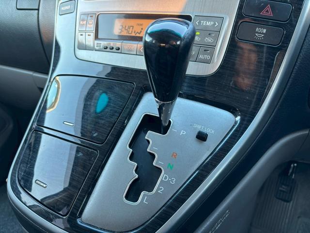 アルファードＧ 　ＡＳ　プライムセレクション・ナビ・バックモニター・両側電動スライドドア・社外ＡＷ・電動格納ミラー・キーレス・オートエアコン・８人乗り（45枚目）