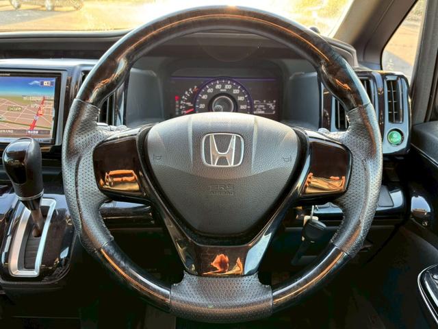 ステップワゴンスパーダ S スパーダS 車検令和9年4月・社外ナビ・エアロ・純正17インチアルミ・左側パワースライドドア・バックカメラ・テレビ・フリップダウンモニター・オートエアコン・ETC・電動格納ミラー・シートカバー(19枚目)