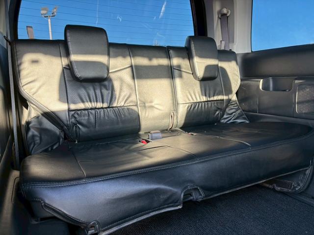 ステップワゴンスパーダ S スパーダS 車検令和9年4月・社外ナビ・エアロ・純正17インチアルミ・左側パワースライドドア・バックカメラ・テレビ・フリップダウンモニター・オートエアコン・ETC・電動格納ミラー・シートカバー(27枚目)