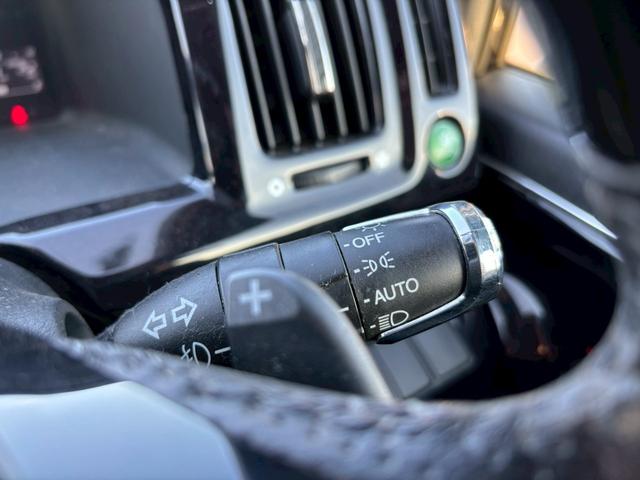 ステップワゴンスパーダ S スパーダS 車検令和9年4月・社外ナビ・エアロ・純正17インチアルミ・左側パワースライドドア・バックカメラ・テレビ・フリップダウンモニター・オートエアコン・ETC・電動格納ミラー・シートカバー(40枚目)