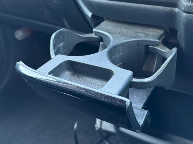 ステップワゴンスパーダ S スパーダS 車検令和9年4月・社外ナビ・エアロ・純正17インチアルミ・左側パワースライドドア・バックカメラ・テレビ・フリップダウンモニター・オートエアコン・ETC・電動格納ミラー・シートカバー(44枚目)