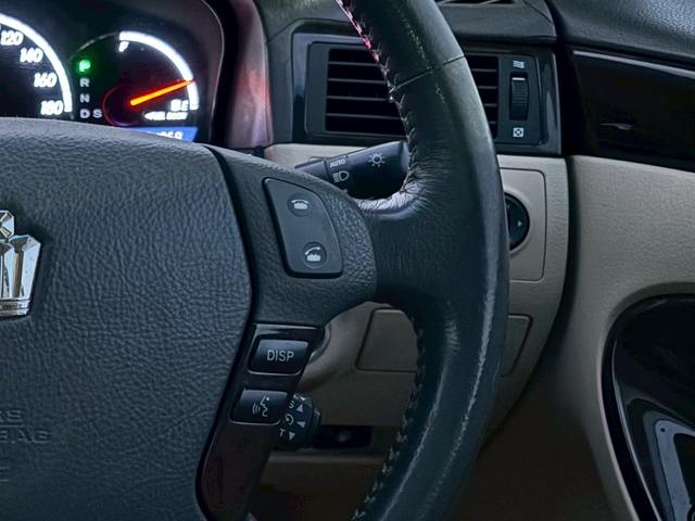 クラウン ２．５ロイヤルサルーン　プレミアムエディション　２．５ロイヤルサルーンプレミアムエディション　純正ナビ・バックカメラ・純正１６インチアルミホイール・デュアルオートエアコン・ＥＴＣ・電動格納ミラー・クルーズコントロール（33枚目）