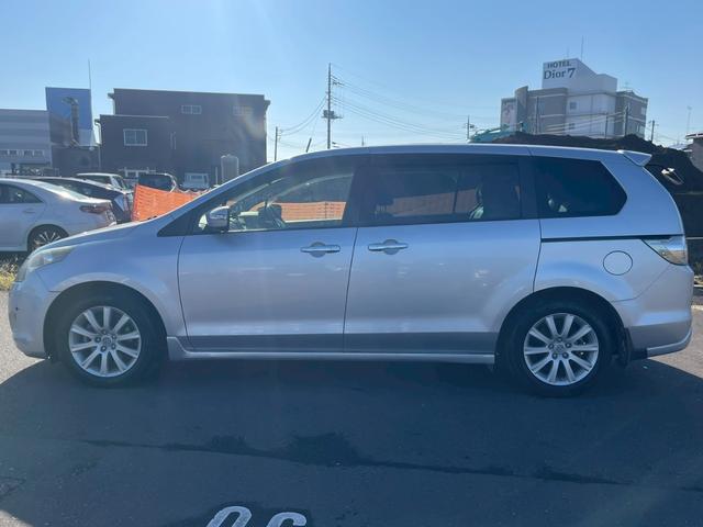 ＭＰＶ ２３Ｃ　スポーティパッケージ　Ｕスタイル　ナビ・両側パワースライドドア・バックカメラ・オットマン・テレビ・純正１７インチアルミホイール・オートエアコン・ＥＴＣ・スマートキー（14枚目）