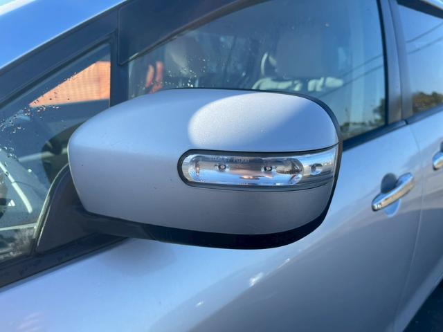 ＭＰＶ ２３Ｃ　スポーティパッケージ　Ｕスタイル　ナビ・両側パワースライドドア・バックカメラ・オットマン・テレビ・純正１７インチアルミホイール・オートエアコン・ＥＴＣ・スマートキー（16枚目）