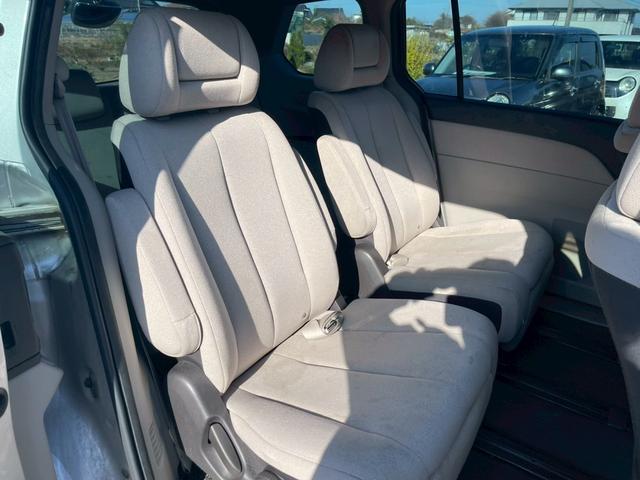 ＭＰＶ ２３Ｃ　スポーティパッケージ　Ｕスタイル　ナビ・両側パワースライドドア・バックカメラ・オットマン・テレビ・純正１７インチアルミホイール・オートエアコン・ＥＴＣ・スマートキー（23枚目）