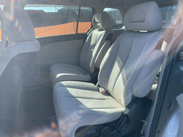 ＭＰＶ ２３Ｃ　スポーティパッケージ　Ｕスタイル　ナビ・両側パワースライドドア・バックカメラ・オットマン・テレビ・純正１７インチアルミホイール・オートエアコン・ＥＴＣ・スマートキー（25枚目）