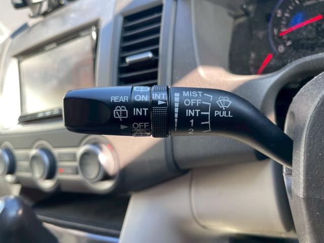 ＭＰＶ ２３Ｃ　スポーティパッケージ　Ｕスタイル　ナビ・両側パワースライドドア・バックカメラ・オットマン・テレビ・純正１７インチアルミホイール・オートエアコン・ＥＴＣ・スマートキー（34枚目）