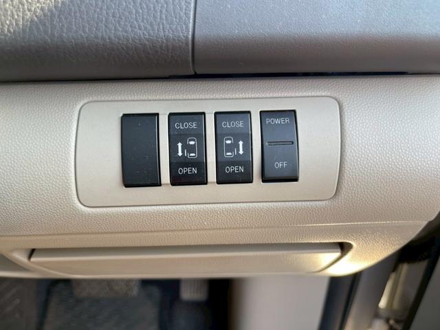 ＭＰＶ ２３Ｃ　スポーティパッケージ　Ｕスタイル　ナビ・両側パワースライドドア・バックカメラ・オットマン・テレビ・純正１７インチアルミホイール・オートエアコン・ＥＴＣ・スマートキー（39枚目）