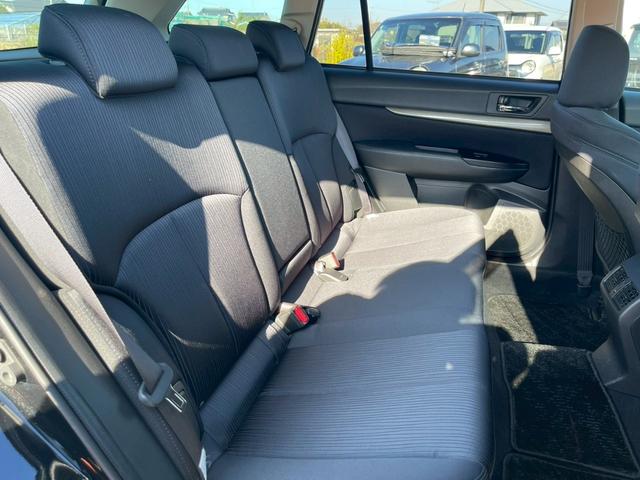 レガシィツーリングワゴン ２．５ｉアイサイト　車検令和９年３月・ナビ・テレビ・バックカメラ・純正１７インチアルミホイール・オートエアコン・スマートキープッシュスタート・アイサイト・電動格納ミラー（19枚目）