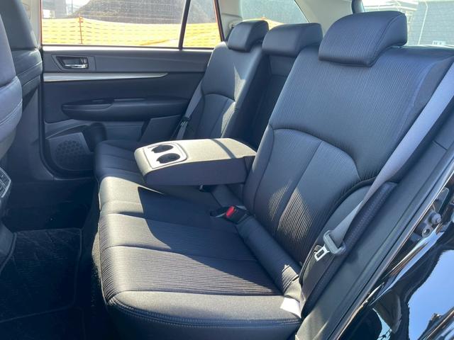 レガシィツーリングワゴン ２．５ｉアイサイト　車検令和９年３月・ナビ・テレビ・バックカメラ・純正１７インチアルミホイール・オートエアコン・スマートキープッシュスタート・アイサイト・電動格納ミラー（22枚目）