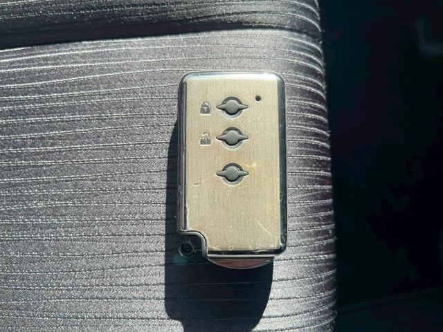 レガシィツーリングワゴン ２．５ｉアイサイト　車検令和９年３月・ナビ・テレビ・バックカメラ・純正１７インチアルミホイール・オートエアコン・スマートキープッシュスタート・アイサイト・電動格納ミラー（46枚目）