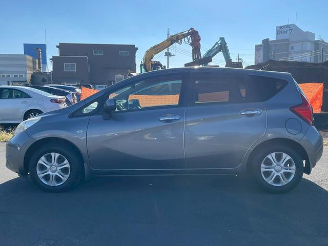 ノート メダリスト　純正ナビ／ＴＶフルセグ／全周囲モニター／ハーフレザーシート／プッシュスタート／キーレス／ＥＴＣ／アームレスト／サイドバイザー（14枚目）