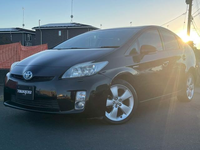 プリウス Sツーリングセレクション 社外ナビ/TVフルセグ/ビルトインETC/バックモニター/プッシュスタート/純正AW/オートエアコン/ドライブレコーダー前(7枚目)