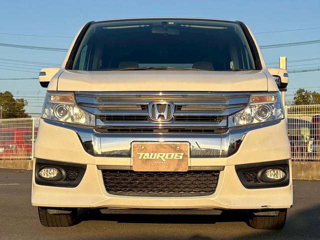 ステップワゴンスパーダ Ｓ　８人乗り・ナビ・テレビ・バックカメラ・社外１６インチアルミ・スペアタイヤ・オートエアコン・オートライト・ＥＴＣ・スマートキー・両側パワースライドドア・クルーズコントロール（8枚目）