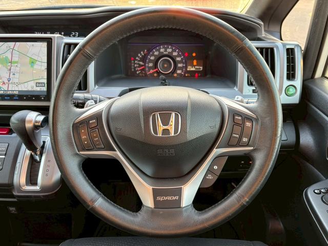 ステップワゴンスパーダ Ｓ　８人乗り・ナビ・テレビ・バックカメラ・社外１６インチアルミ・スペアタイヤ・オートエアコン・オートライト・ＥＴＣ・スマートキー・両側パワースライドドア・クルーズコントロール（21枚目）