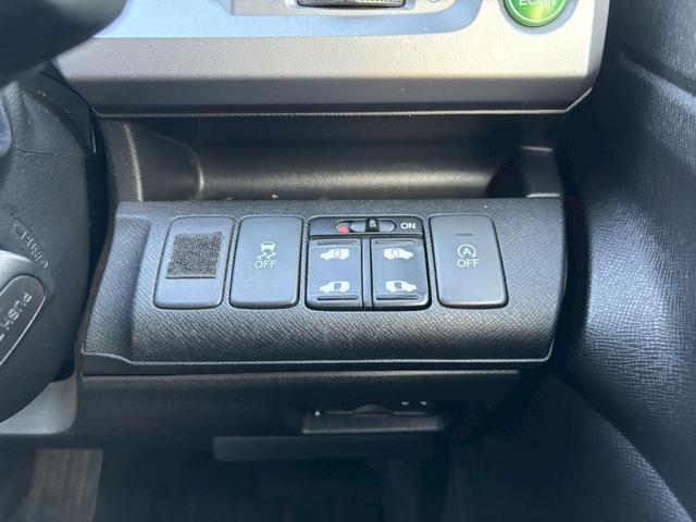 ステップワゴンスパーダ Ｓ　８人乗り・ナビ・テレビ・バックカメラ・社外１６インチアルミ・スペアタイヤ・オートエアコン・オートライト・ＥＴＣ・スマートキー・両側パワースライドドア・クルーズコントロール（48枚目）