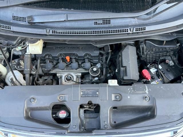 ステップワゴンスパーダ Ｓ　８人乗り・ナビ・テレビ・バックカメラ・社外１６インチアルミ・スペアタイヤ・オートエアコン・オートライト・ＥＴＣ・スマートキー・両側パワースライドドア・クルーズコントロール（57枚目）