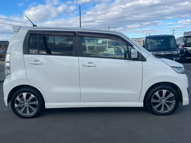 ワゴンＲスティングレー 　リミテッドＩＩ　社外ナビ／ＴＶ／ＥＴＣ／アームレスト／サンバーザー／プッシュスタート／スペアキー／オートエアコン／ＬＥＤヘッドライト（10枚目）