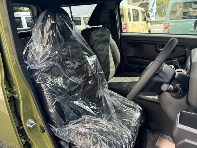タフト Ｇ　ダーククロムベンチャー　届出済未使用車　ガラスルーフ　スマートアシスト　アダプティブクルーズコントロール　禁煙車　シートヒーター　コーナーセンサー　レーンキープ　スマートキー　ＬＥＤヘッド／フォグ　オートマチックハイビーム（15枚目）