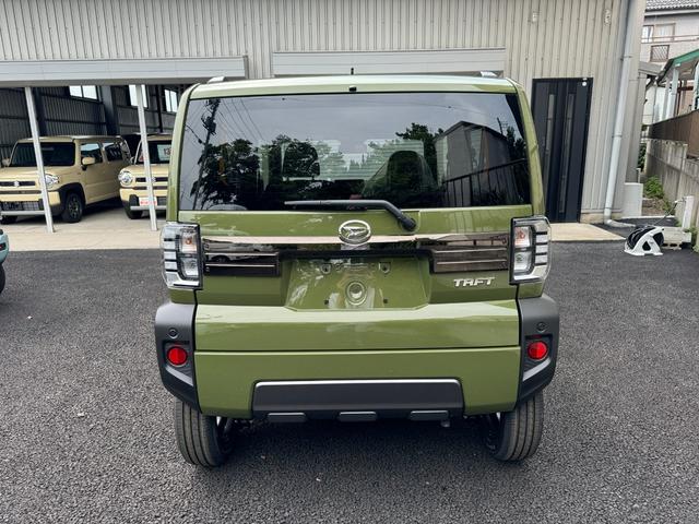タフト Ｇ　ダーククロムベンチャー　届出済未使用車　ガラスルーフ　スマートアシスト　アダプティブクルーズコントロール　禁煙車　シートヒーター　コーナーセンサー　レーンキープ　スマートキー　ＬＥＤヘッド／フォグ　オートマチックハイビーム（22枚目）