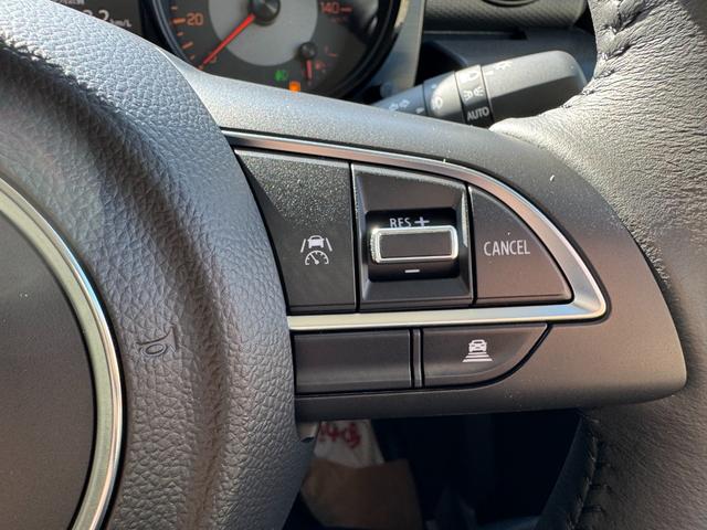 ジムニー ＸＣ　５型　マイナーチェンジ後　衝突防止装置　アイスト　フリーキー　盗難防止　フルフラットシート　シートヒータ　ＡＣ　サイドエアバッグ　ＥＳＰ　助手席エアバック　切替４ＷＤ　ＬＥＤへッドライト　アダプティブクルーズコントロール（17枚目）