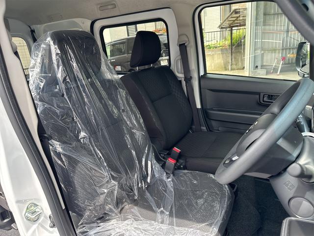 ハイゼットカーゴ クルーズ 届出済未使用車 R7年12月登録 LEDパック LEDフォグランプ パールホワイト色 スマアシ スマートキー プッシュスタート パワーウインドウ 電動格納ミラー アイドリングストップ コーナーセンサー(22枚目)