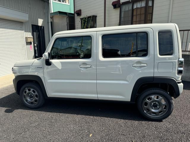 ハスラー ハイブリッドG 届出済未使用車 3型 コーナーセンサ ISTOP スマートキーシステム フルフラット シートヒーター搭載 LDW PW キーフリーシステム オートクルーズ LEDヘッドランプ イモビ ダブルエアバッグ 横滑り防止システム(10枚目)