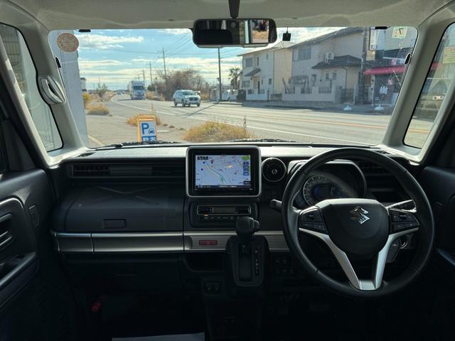 スペーシアギア ハイブリッドＸＺ　ワンオーナー　純正８型ナビ　ＢカメラＥＴＣ　フルセグＴＶ　Ｂｌｕｅｔｏｏｔｈ対応　衝突軽減ブレーキ　シートヒーター　両側パワースライドドア　ステアリングスイッチ　アダプティブクルコン　プッシュスタート　ヘッドアップディスプレイ　電動ミラー（11枚目）