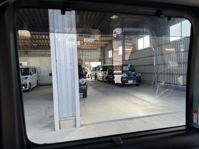 スペーシアギア ハイブリッドＸＺ　ワンオーナー　純正８型ナビ　ＢカメラＥＴＣ　フルセグＴＶ　Ｂｌｕｅｔｏｏｔｈ対応　衝突軽減ブレーキ　シートヒーター　両側パワースライドドア　ステアリングスイッチ　アダプティブクルコン　プッシュスタート　ヘッドアップディスプレイ　電動ミラー（39枚目）