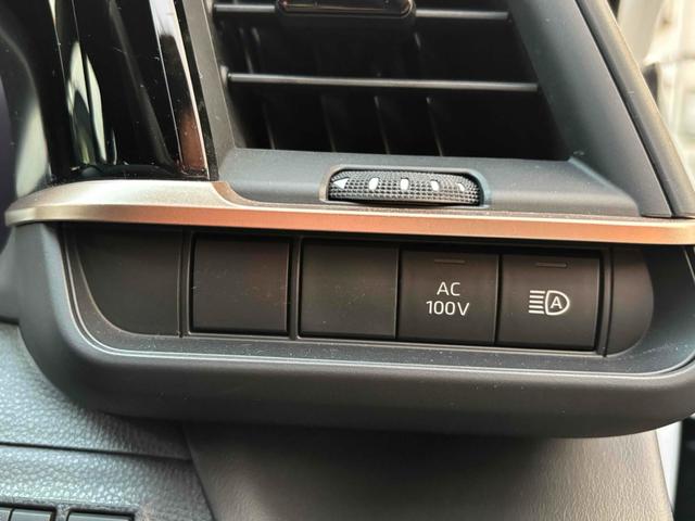 クラウンクロスオーバー Gアドバンスド・レザーパッケージ モデリスタエアロ パノラミックビュー デジタルインナーミラー 黒革レザーシート BSM シートヒーター 4WD レーンアシスト パワーシート 衝突被害軽減システム(10枚目)