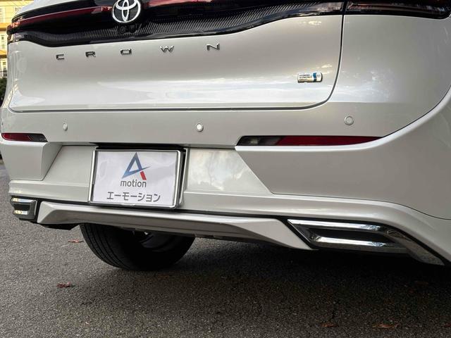 クラウンクロスオーバー Gアドバンスド・レザーパッケージ モデリスタエアロ パノラミックビュー デジタルインナーミラー 黒革レザーシート BSM シートヒーター 4WD レーンアシスト パワーシート 衝突被害軽減システム(19枚目)