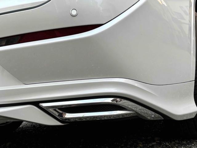 クラウンクロスオーバー Gアドバンスド・レザーパッケージ モデリスタエアロ パノラミックビュー デジタルインナーミラー 黒革レザーシート BSM シートヒーター 4WD レーンアシスト パワーシート 衝突被害軽減システム(21枚目)