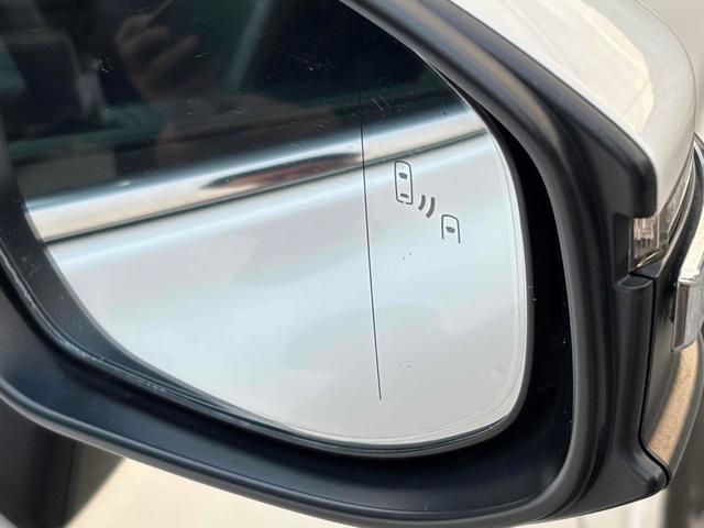 クラウンクロスオーバー Gアドバンスド・レザーパッケージ モデリスタエアロ パノラミックビュー デジタルインナーミラー 黒革レザーシート BSM シートヒーター 4WD レーンアシスト パワーシート 衝突被害軽減システム(25枚目)